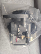 Load image into Gallery viewer, 559-3324 | CAT PUMP| NEW| DENSO PUMP| $1460.00| +CORE CHARGE $200