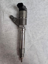 Load image into Gallery viewer, 0-986-435-521 BOSCH INJECTOR| FACTORY REMAN| CORE CHARGE