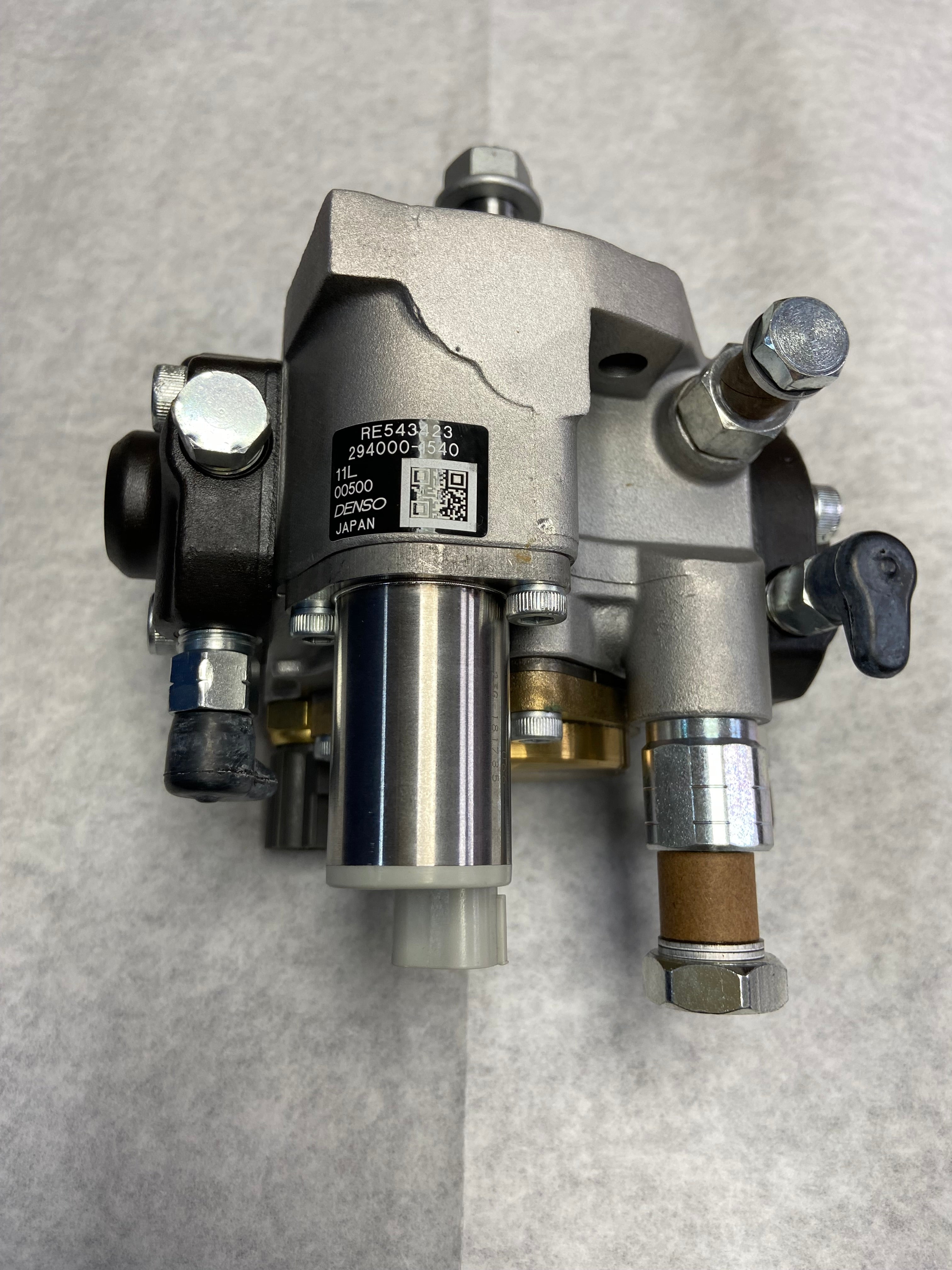 RE543423| CR PUMP|DENSO PUMP| 294000-1540| NEW| +CORE CHARGE RE543423| CR PUMP|DENSO PUMP| 294000-1540| NEW| +CORE CHARGE