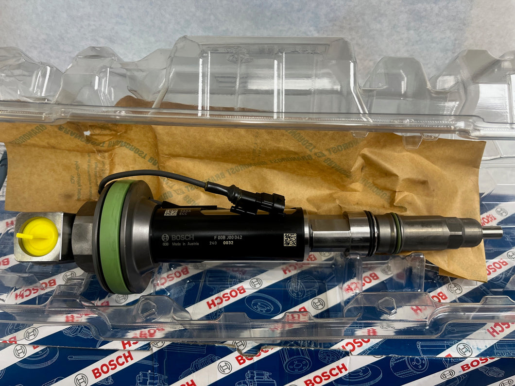 5375441 FUEL INJECTOR | CUMMINS | BOSCH | NEW | $200 CORE CHARGE |