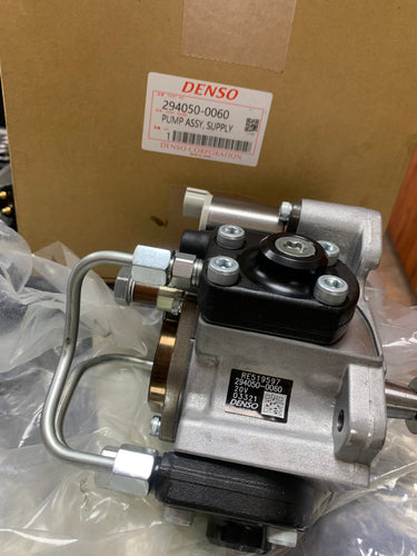 RE519597 | 294050-0060 | DENSO PUMP| NEW