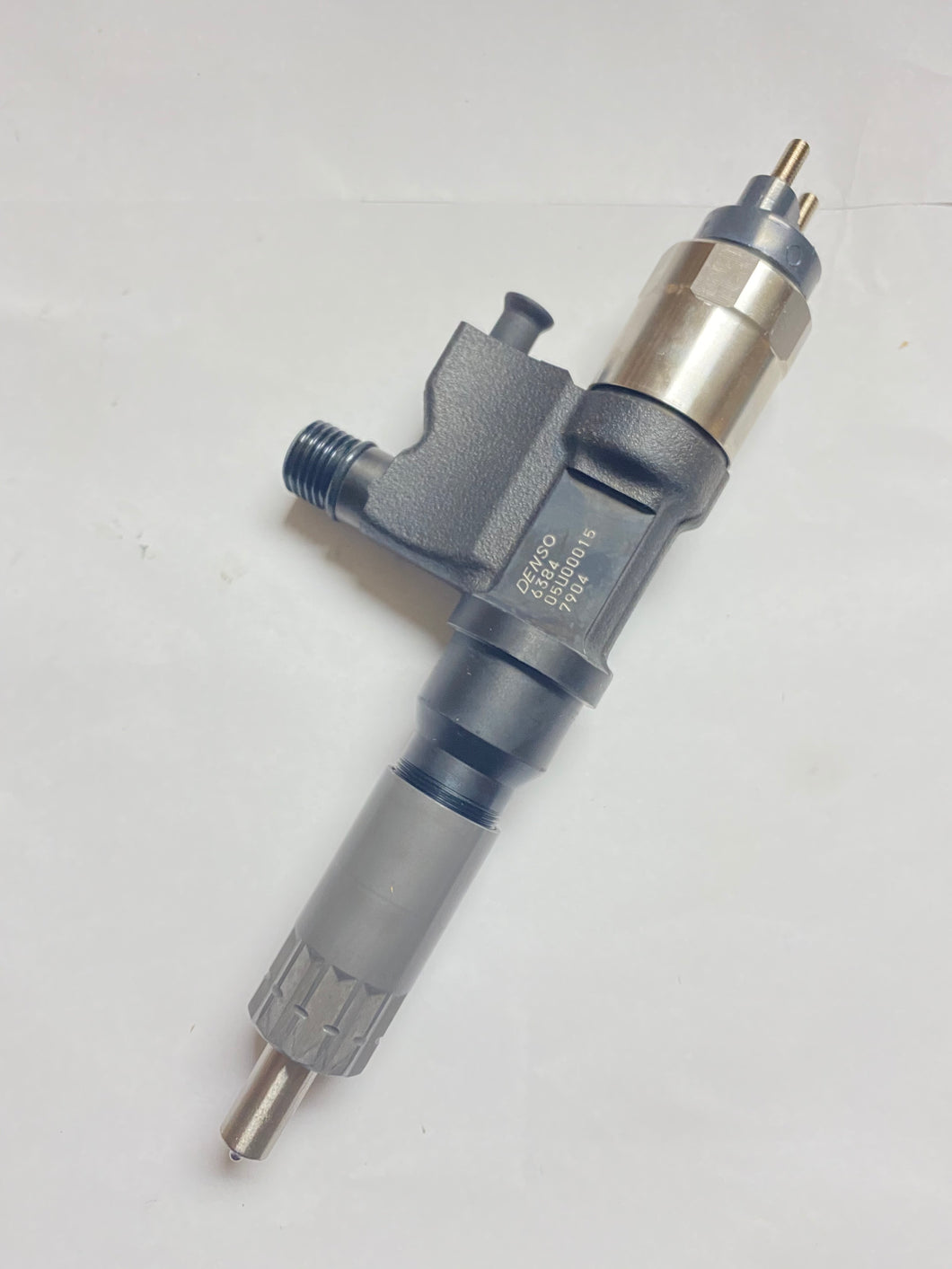 2-90123-320-0 ISUZU INJECTOR| NEW | NO CORE